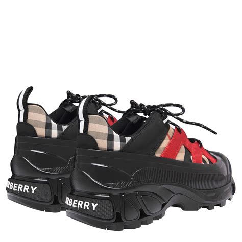 Burberry runner trainers